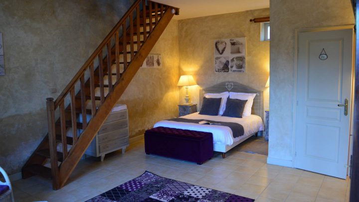 petit-manoir-gites-vienne-chambre (3)